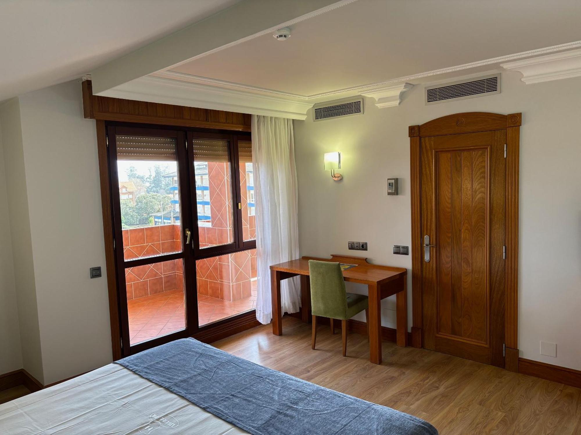 Gran Hotel Liber & Spa Playa Golf Noja Esterno foto